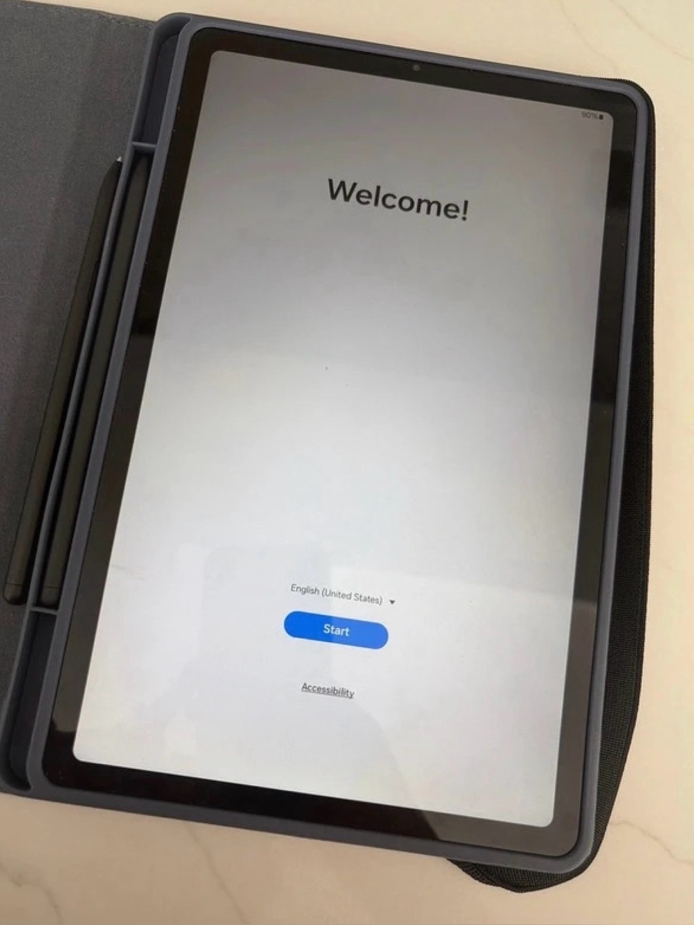 Samsung Galaxy tab S6 lite tablet with pen included